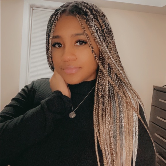 Meet the Posher Other - Meet your Posher, Pam